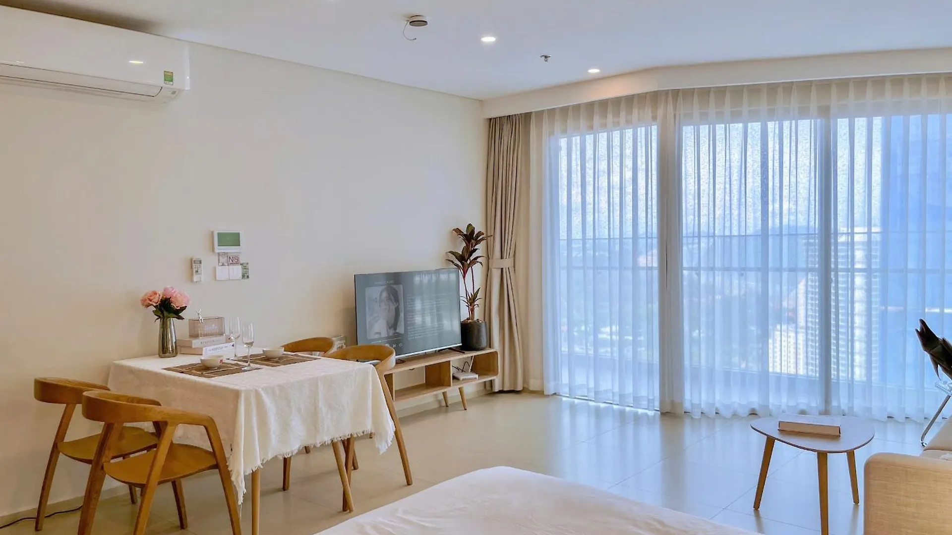 The Song Suites Apartment וונג טאו