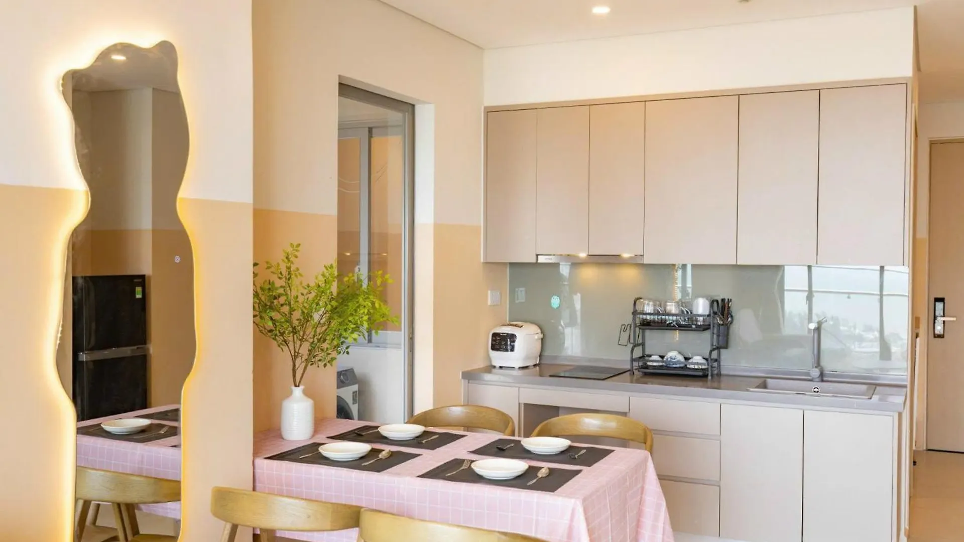 The Song Suites Apartment וונג טאו